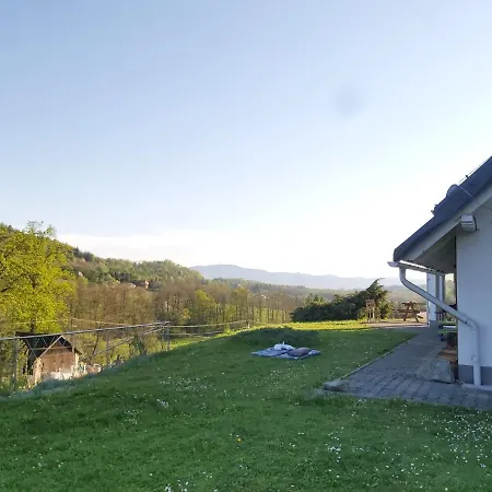 Baranie Wzgorze Ustron Basen Sauna Plac Zabaw * Cisownica