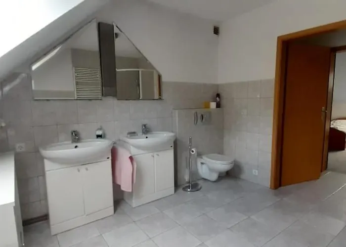 Baranie Wzgorze Ustron Basen Sauna Plac Zabaw בית נופש