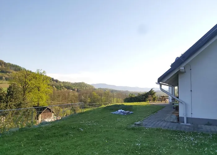 Baranie Wzgorze Ustron Basen Sauna Plac Zabaw * Cisownica